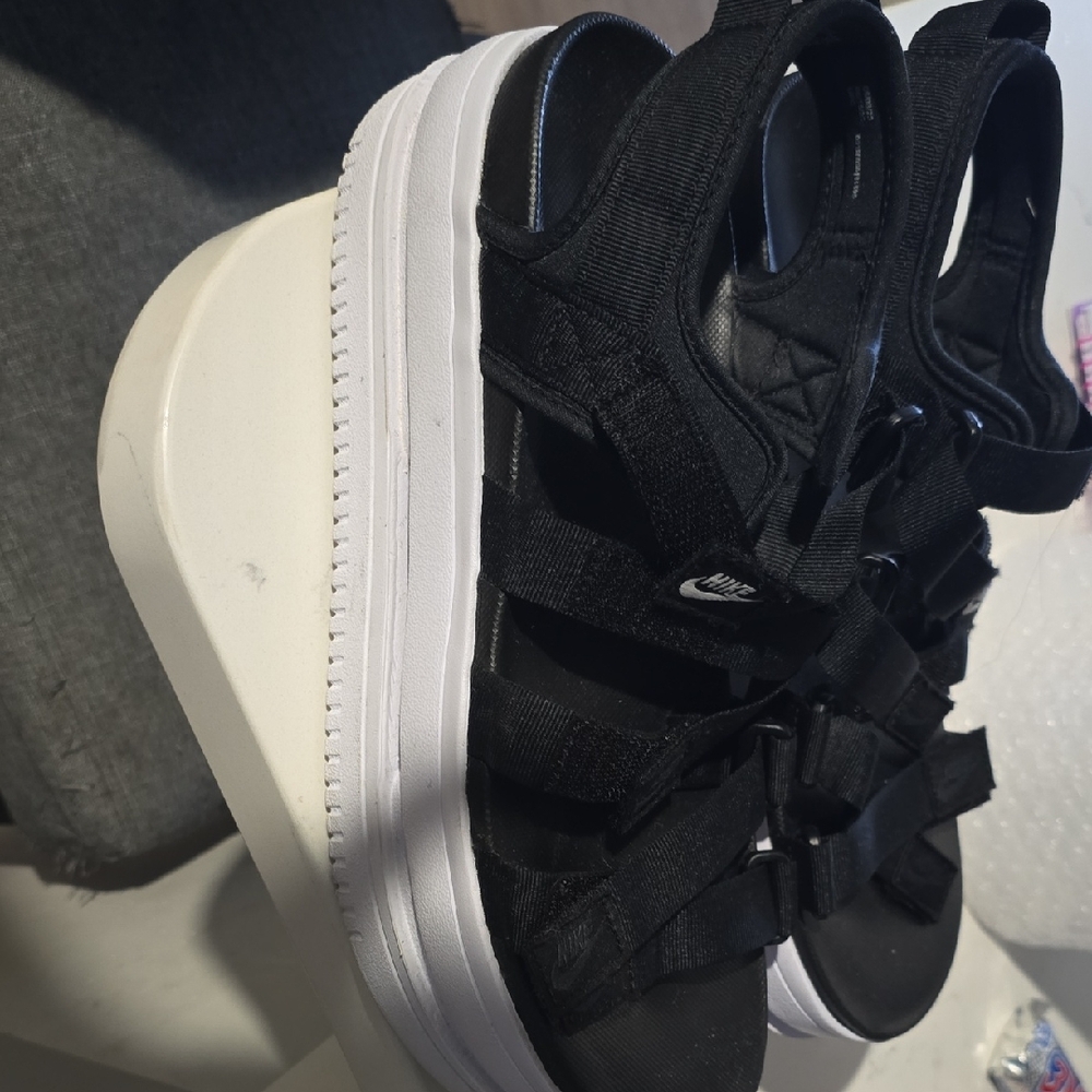 Nike Kids Black and White Sandals